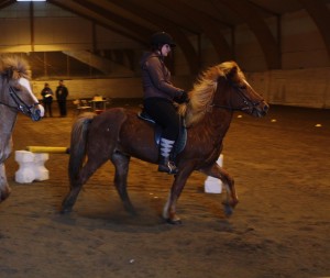 Eldslogi från Västeråsen och Madelene Ling